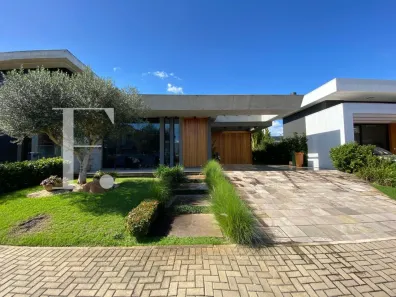 Casa de Condomínio com 3 Quartos à venda, 204m² no , Capão da Canoa