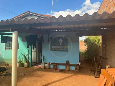 Casa com 2 Quartos à venda, 200m² no Jardim Copacabana, Uberaba
