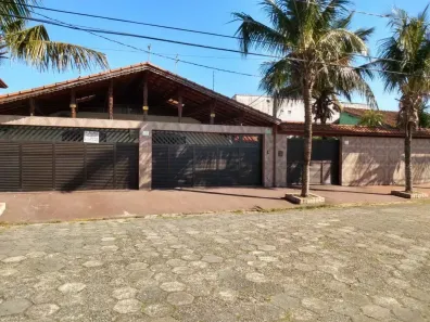 Casa com 5 Quartos à venda, 130m² no Maracanã, Praia Grande