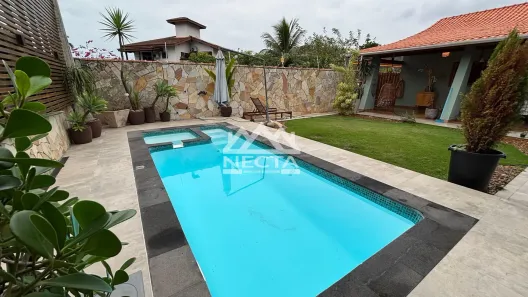 Casa com 4 Quartos à venda, 255m² no Sumaré, Caraguatatuba