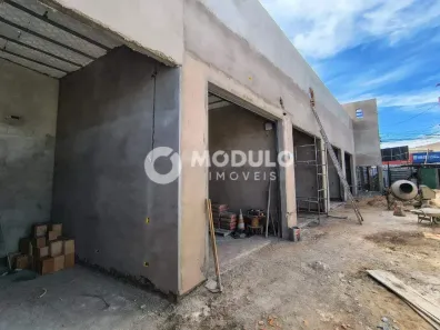 Ponto Comercial para alugar, 85m² no Granada, Uberlândia