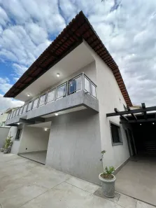 Casa com 4 Quartos à venda, 260m² no Jardim América, Goiânia