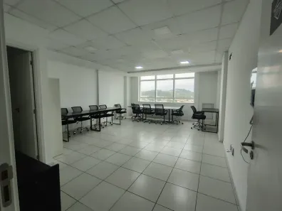 Sala Comercial para venda ou aluguel, 38m² no Pagani, Palhoça