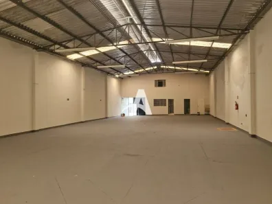 Galpão/Depósito/Armazém para alugar, 360m² no Santa Mônica, Uberlândia