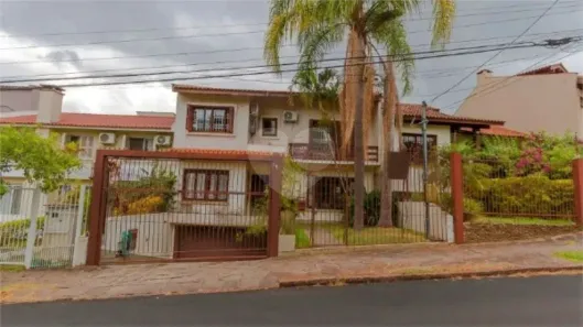 Casa com 3 Quartos à venda, 308m² no Boa Vista, Porto Alegre