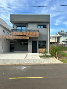 Casa de Condomínio com 4 Quartos para alugar, 340m² no Cará-cará, Ponta Grossa