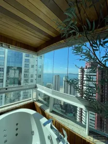 Apartamento com 3 Quartos para alugar, 153m² no Centro, Balneário Camboriú