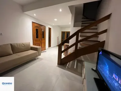 Sobrado com 3 Quartos à venda, 190m² no Bairro de Camburi, São Sebastião