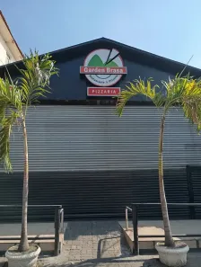 Prédio Residencial para alugar, 500m² no Vila Valqueire, Rio de Janeiro
