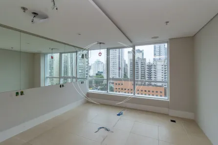 Sala Comercial para alugar, 136m² no Indianópolis, São Paulo