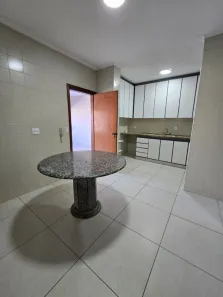 Apartamento com 3 Quartos à venda, 211m² no Vila das Hortências, Jundiaí