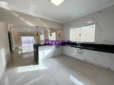 Casa com 3 Quartos à venda, 185m² no Jardim Balneário Meia Ponte, Goiânia