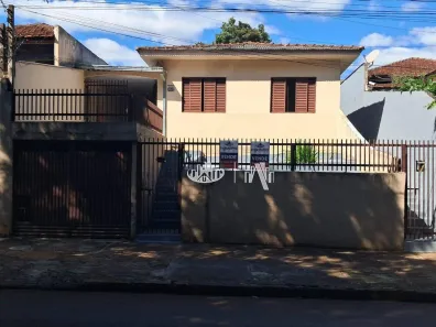 Casa com 3 Quartos à venda, 170m² no Califórnia, Londrina
