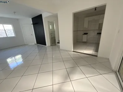 Casa de Condomínio com 3 Quartos à venda, 112m² no Uberaba, Curitiba