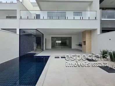 Casa de Condomínio com 3 Quartos à venda, 311m² no Recreio dos Bandeirantes, Rio de Janeiro