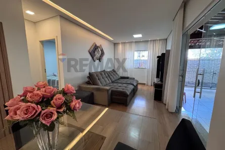 Casa com 4 Quartos para alugar, 238m² no Floresta, Belo Horizonte
