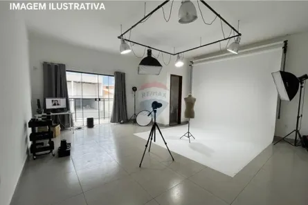 Ponto Comercial para alugar, 35m² no Cidade Alegria, Resende