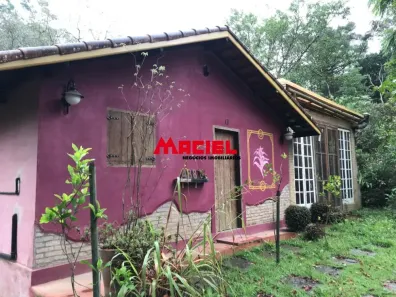 Fazenda/Sítio com 2 Quartos à venda, 400m² no Centro (São Francisco Xavier), São José dos Campos