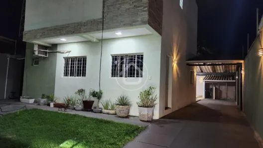Sobrado com 4 Quartos à venda, 200m² no Morada do Ouro, Cuiabá