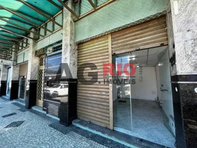 Ponto Comercial para alugar, 40m² no Taquara, Rio de Janeiro