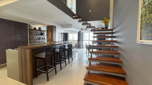 Apartamento com 2 Quartos à venda, 156m² no Centro, Florianópolis
