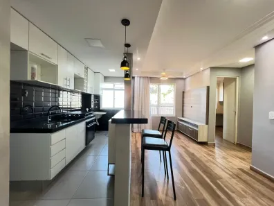 Apartamento com 2 Quartos para alugar, 47m² no Vila Satúrnia, Campinas