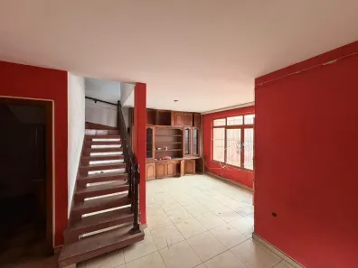 Casa com 4 Quartos à venda, 210m² no Vila Conde do Pinhal, São Paulo