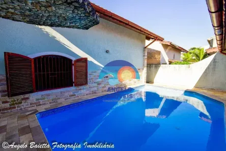 Casa com 3 Quartos à venda, 178m² no Belmira Novaes, Peruíbe