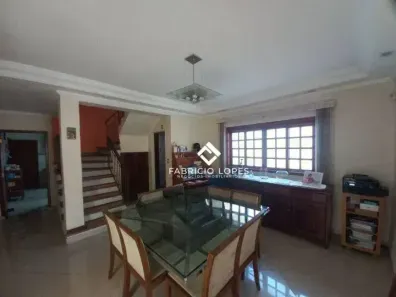 Casa com 4 Quartos à venda, 244m² no Cidade Jardim, Jacareí