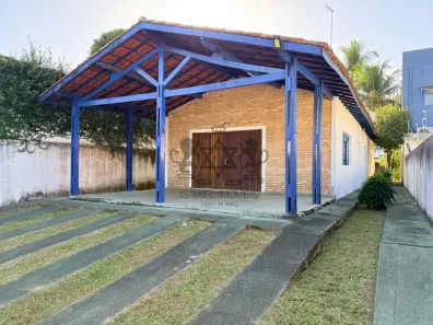 Casa com 3 Quartos à venda, 166m² no Centro, Caraguatatuba