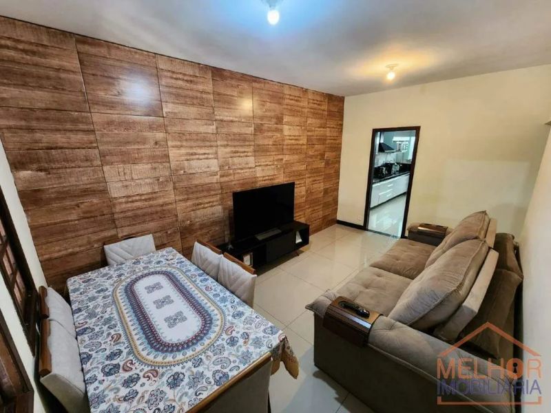 Casa com 3 quartos — Santa Amélia, Belo Horizonte