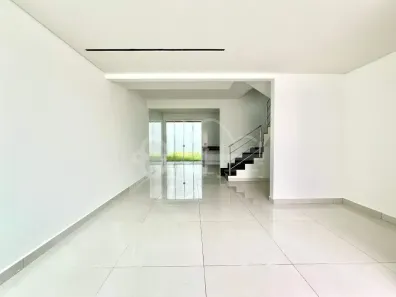 Casa com 3 Quartos para alugar, 105m² no Santa Amélia, Belo Horizonte