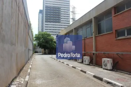 Prédio Comercial à venda, 2737m² no Várzea da Barra Funda, São Paulo