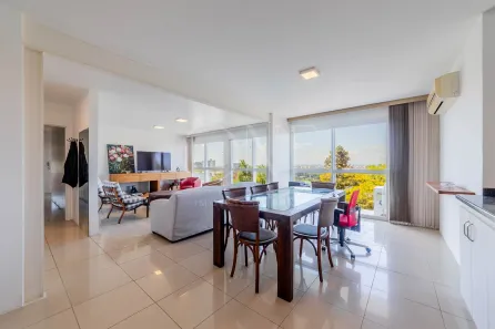 Apartamento com 3 Quartos à venda, 170m² no Três Figueiras, Porto Alegre
