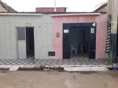 Sobrado com 3 Quartos à venda, 70m² no Centro, Macau