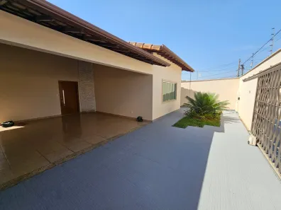 Casa com 3 Quartos à venda, 220m² no Bandeirante, Sete Lagoas