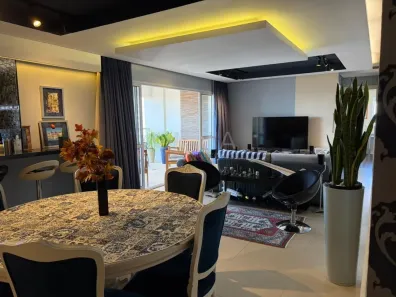 Apartamento com 2 Quartos para alugar, 108m² no Cambuí, Campinas