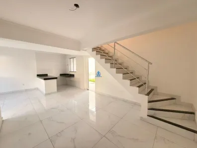 Casa com 3 Quartos à venda, 42m² no Piratininga (Venda Nova), Belo Horizonte