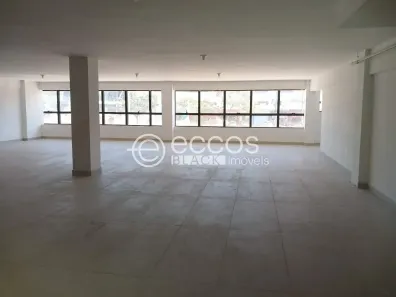Prédio Comercial à venda, 2000m² no Novo das Indústrias (Barreiro), Belo Horizonte