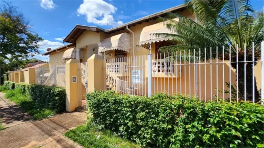 Sobrado com 5 Quartos para alugar, 399m² no Vila Harmonia, Araraquara