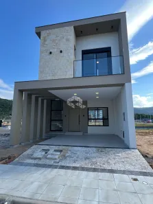Casa de Condomínio com 3 Quartos à venda, 193m² no Beira Rio, Biguaçu