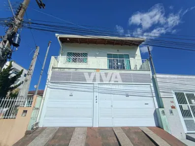 Sobrado com 3 Quartos à venda, 185m² no Lídia Duarte, Camboriú