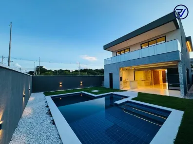 Casa de Condomínio com 4 Quartos à venda, 239m² no Cidade Alpha, Eusébio