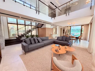 Casa de Condomínio com 5 Quartos à venda, 465m² no Pires Façanha, Eusébio