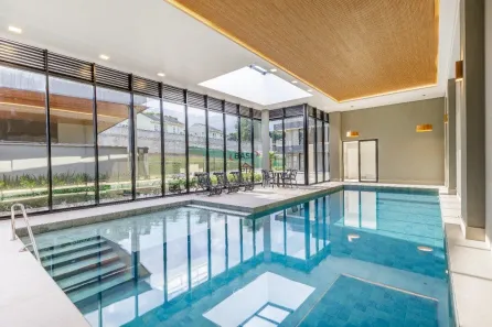 Lote/Terreno à venda, 303m² no Santo Inácio, Curitiba