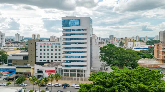 Prédio Comercial com 11 Quartos à venda, 4900m² no Setor Oeste, Goiânia