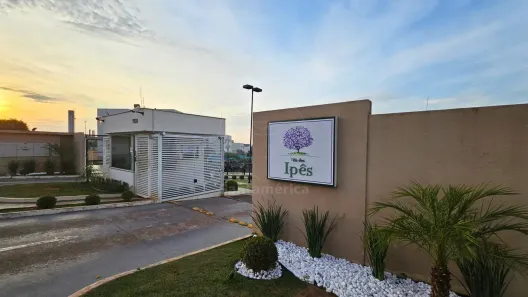 Apartamento com 2 Quartos à venda, 45m² no Ouro Verde, Londrina