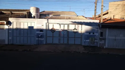 Casa com 3 Quartos para alugar, 200m² no Jardim Campos Verdes, Hortolândia