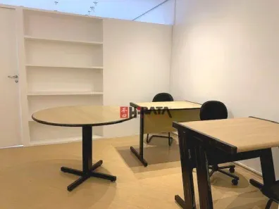 Sala Comercial à venda, 35m² no Santo Amaro, São Paulo