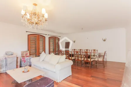 Casa com 6 Quartos à venda, 700m² no Pacaembu, São Paulo